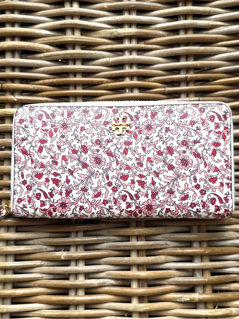 Tory Burch Carter Continental Wallet Floral Zip Red Paisley